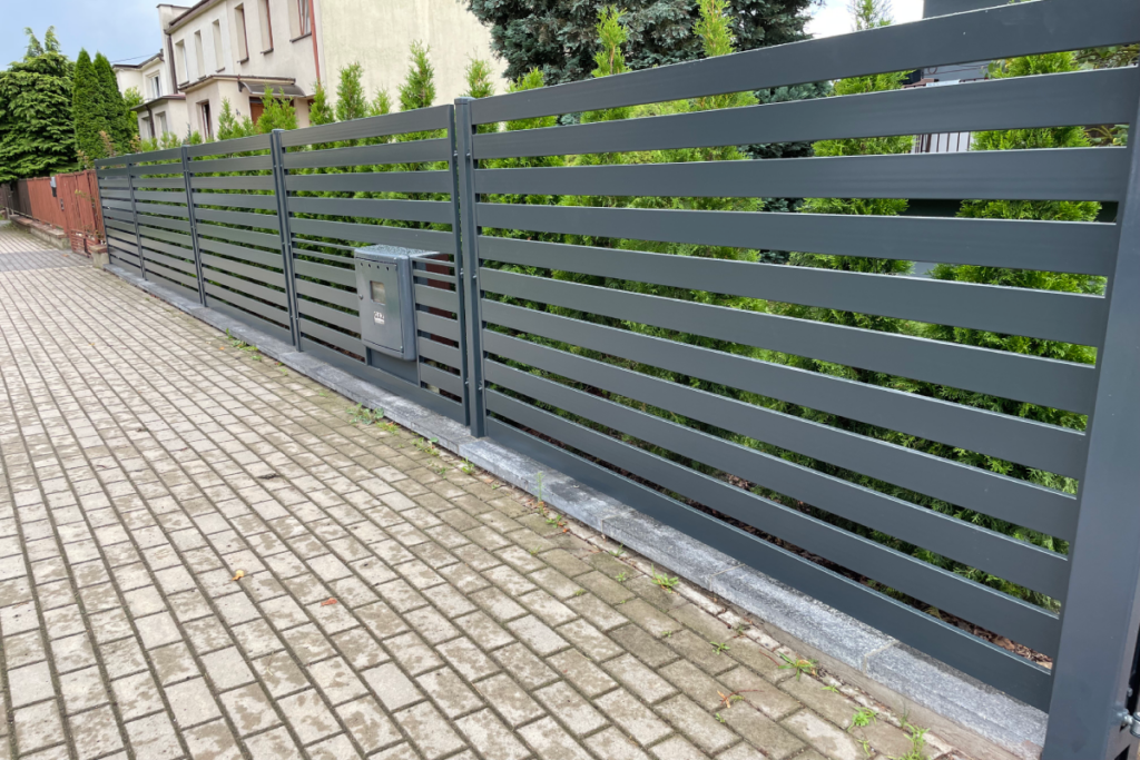 Ogrodzenia Palisadowe Łódzkie